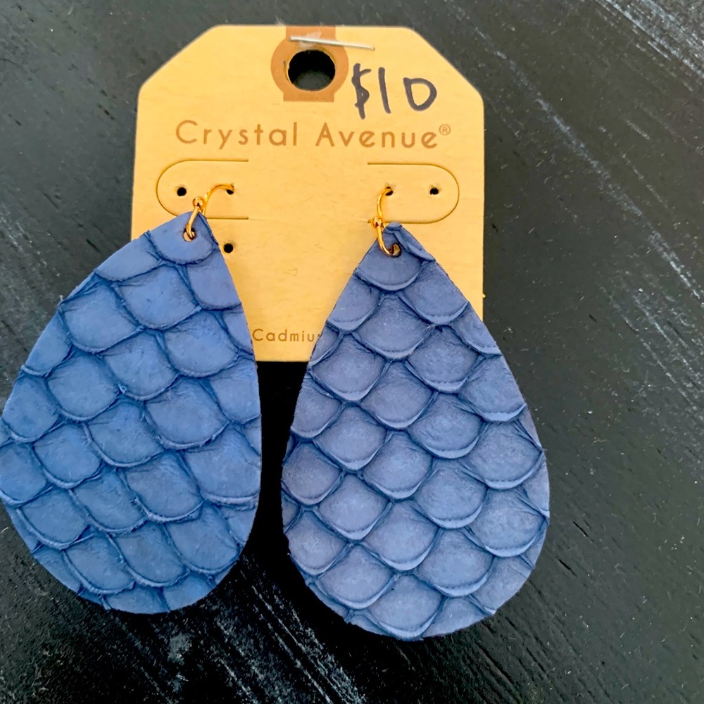 Lightweight leather earrings. New, never worn.